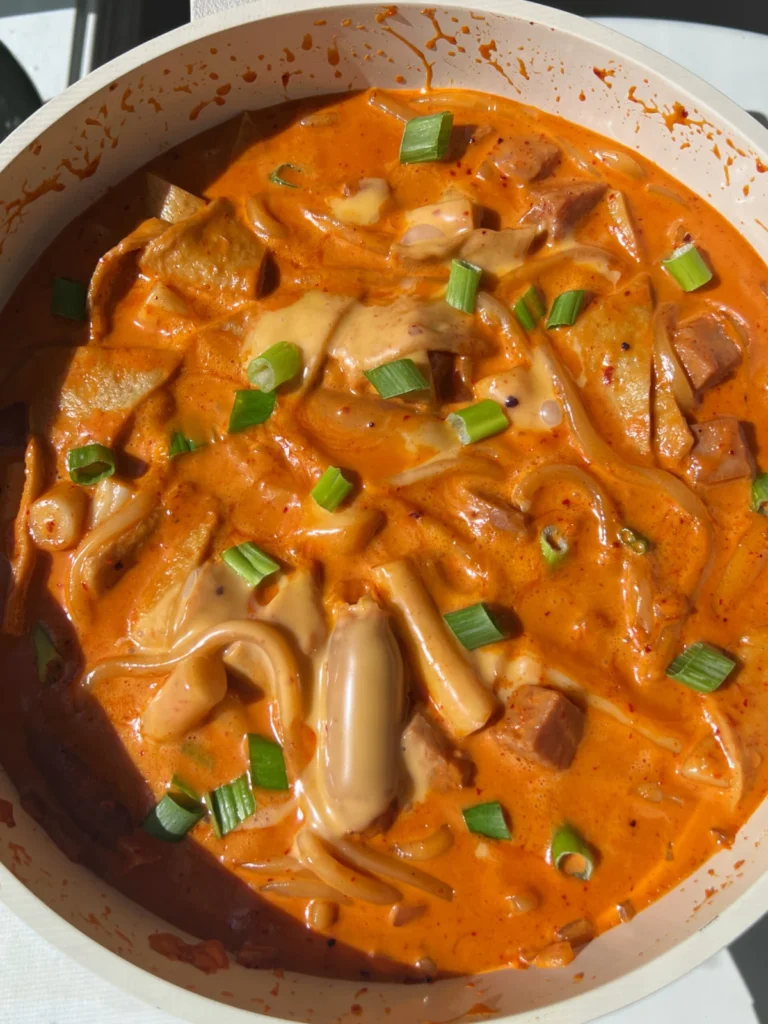 The Rosé Revolution: How a Creamy, Spicy Twist on Tteokbokki Captured Global Palates