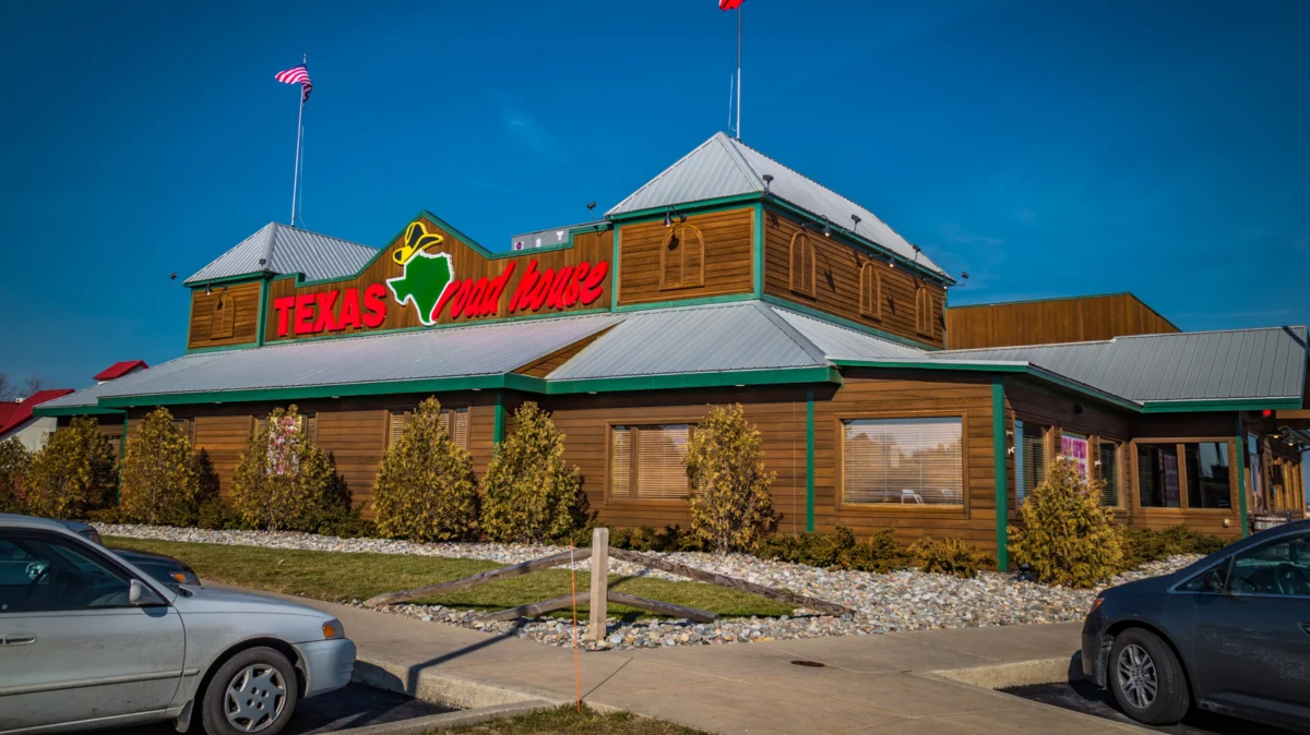 The Texas Roadhouse Strategic Dining Guide: How Savvy Consumers Maximize Quality and Value