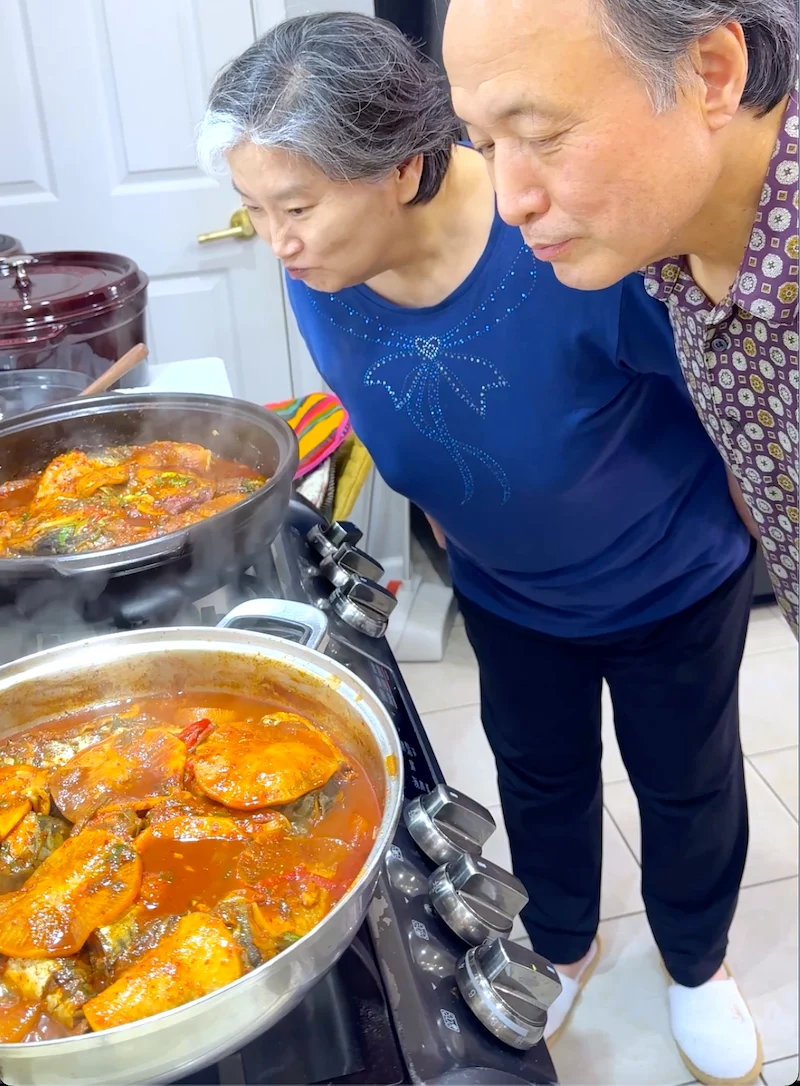 The Unsung Hero of the Korean Table: Unpacking the Enduring Appeal and Nutritional Power of Braised Mackerel with Radish