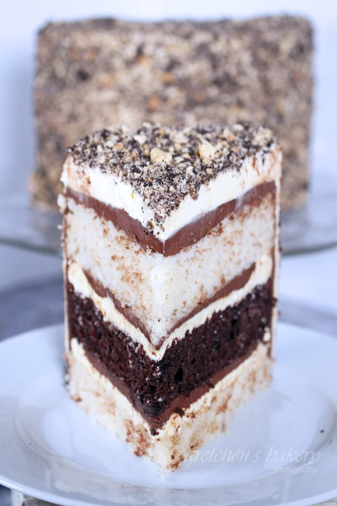 The Vegan White Cake That’s Redefining Dessert: A Deep Dive into a Surprisingly Indulgent Creation