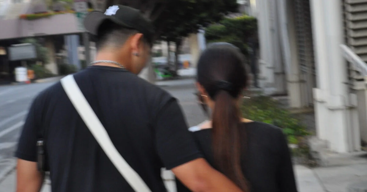 A Young Love Blooms: Choo Moo Bin’s Heartfelt Declaration Captivates Following in Father’s Footsteps