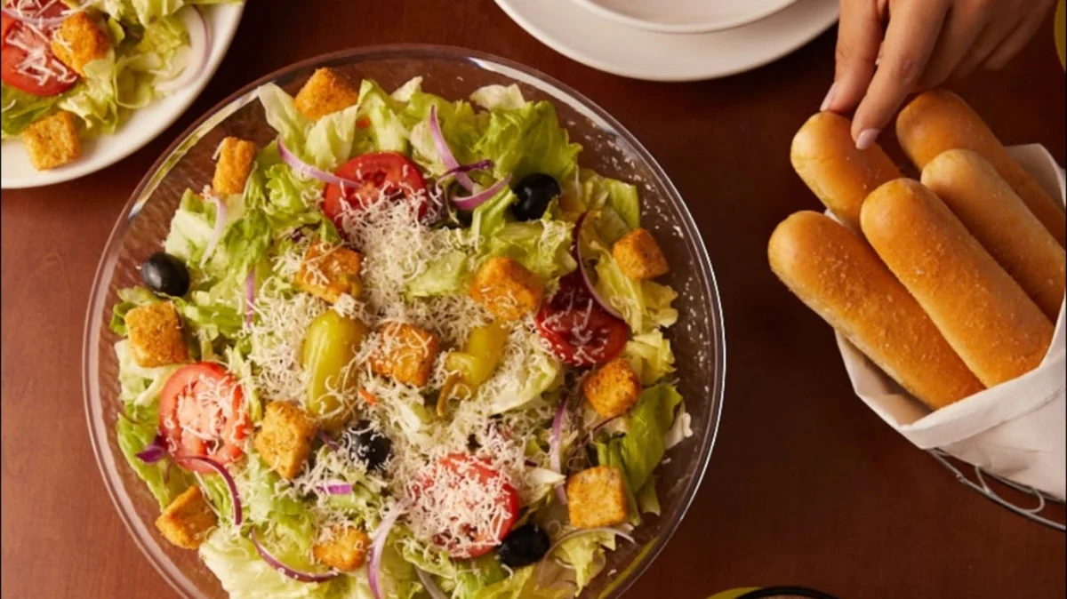 Beyond the Bottomless Bowl: Unlocking the Full Potential of Olive Garden’s Iconic Breadsticks