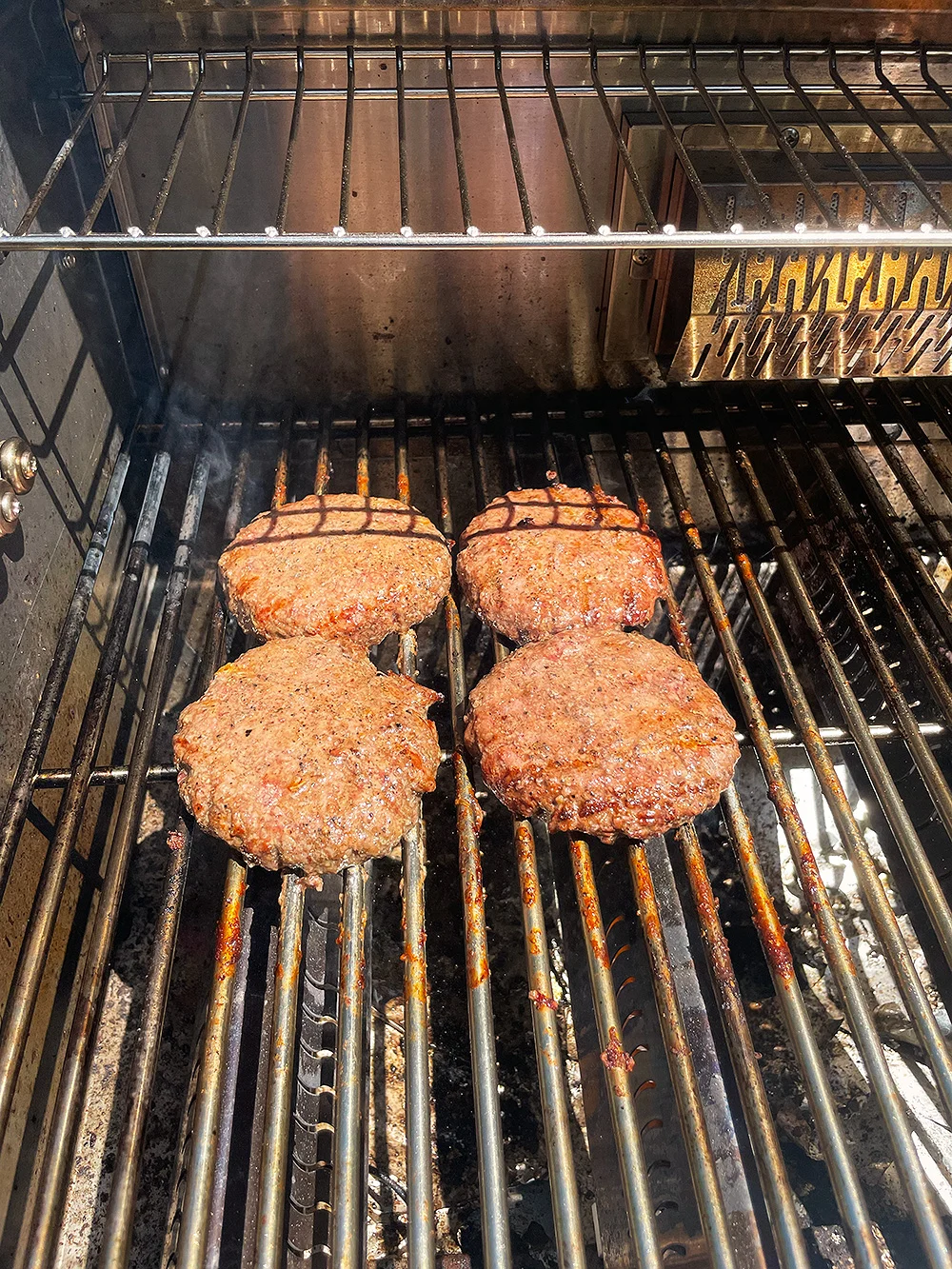 Beyond the Bun: How New Mexican Green Chile Burgers Redefine Grilling Excellence