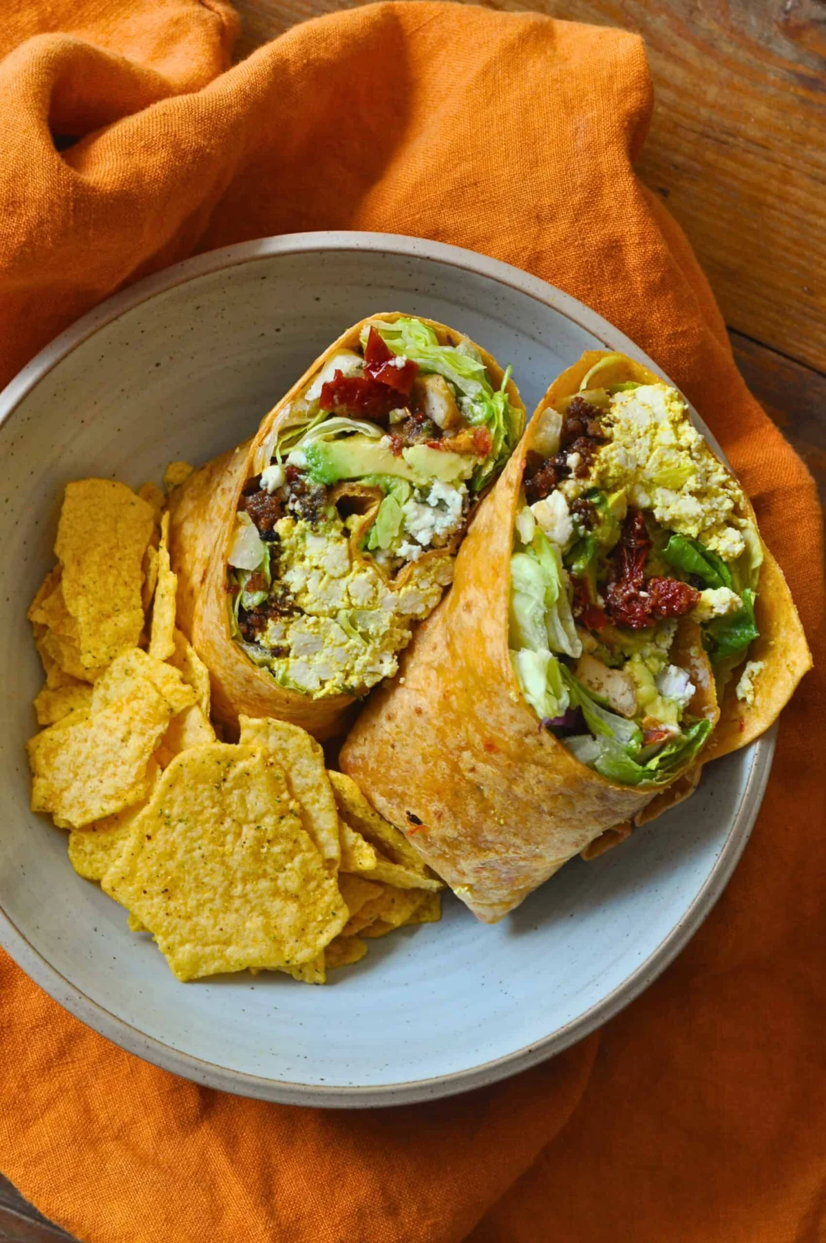 Revolutionizing a Classic: Plant-Based Cobb Salad Wraps Offer a Flavorful and Convenient Vegan Alternative
