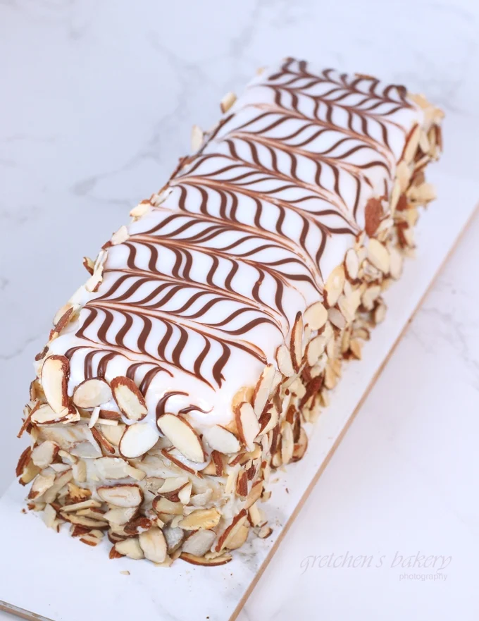 The Alluring Layers of the Vegan Napoleon Cake: A Pastry Masterpiece Reimagined