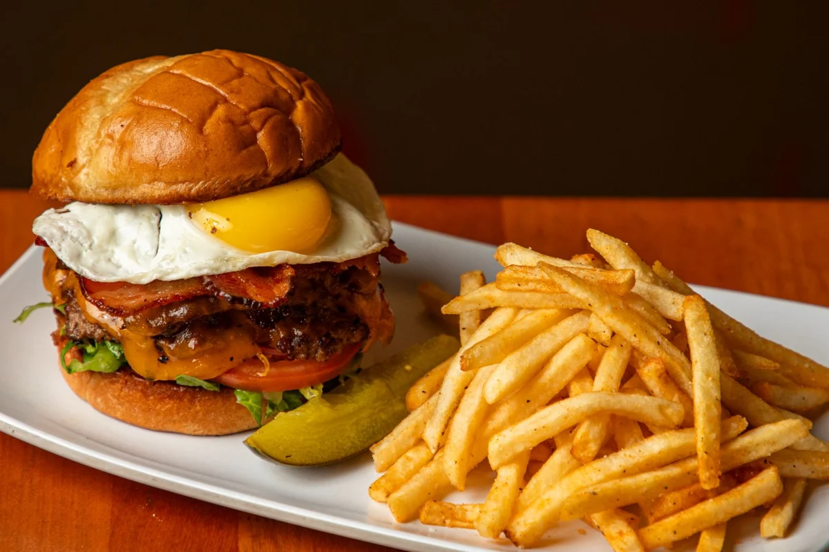 The Big Easy in Autumn: Ruby Sunshine Redefines Seasonal Brunch with Customizable Smashburgers and New Orleans Flair