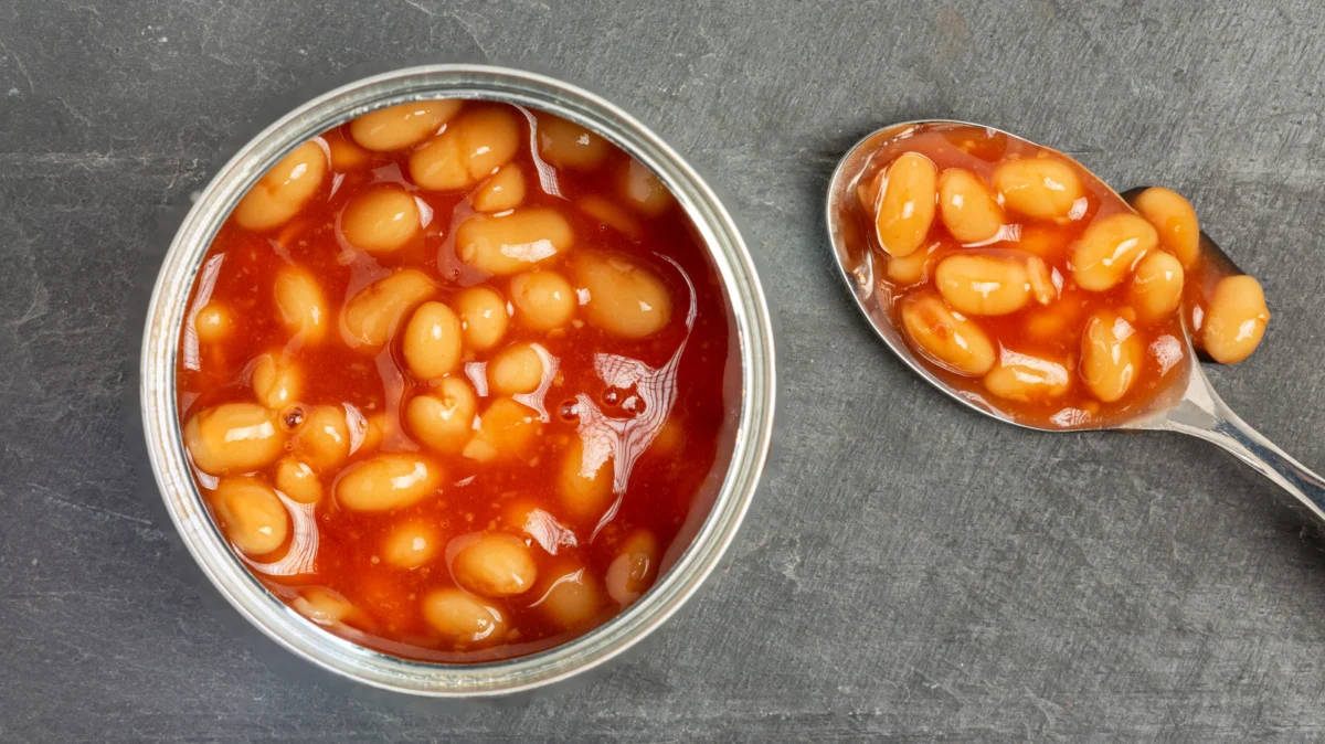 The Humble Apple: Unlocking a Delectable Transformation for Canned Baked Beans