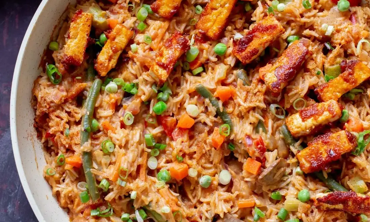 A Culinary Fusion: One-Skillet Peanut Gochujang Rice Revolutionizes Weeknight Dining