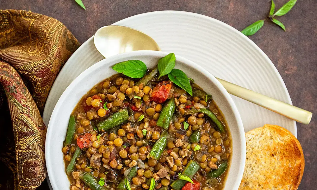 A Hearty Embrace: Lentil, Mushroom, and Farro Soup Emerges as a Culinary Comfort