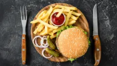 Beyond the Bun: Unlocking the Dutch Secret to the Ultimate Crunchy Burger