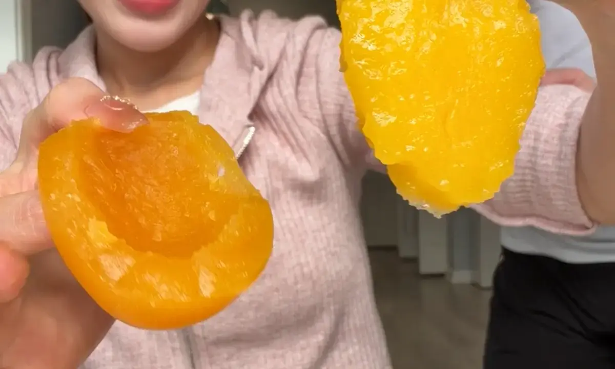 Confectionery Innovation: The Rise of the Giant Peelable Mango Gummy