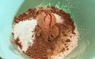 Decadent Fusion: The Rise of the Chocolate Mochi Brownie and its Culinary Revolution