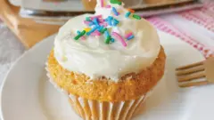 Effortless Elegance: Jillian Glenn’s "Light & Easy Vegan Baking" Delivers Versatile Vanilla Delights