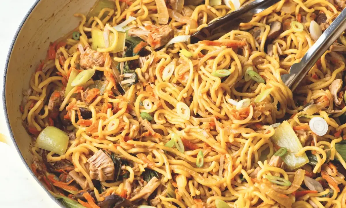 Jackfruit Lo Mein: A Plant-Based Revolution in Chinese Cuisine