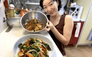 Japchae: A Culinary Masterpiece for Celebrations and Everyday Delights