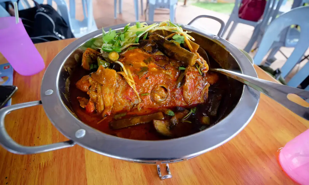 Malaysia’s Culinary Jewel: Unpacking the Delights of Fish Head Curry at Kuala Lumpur’s Tugu View Cafe