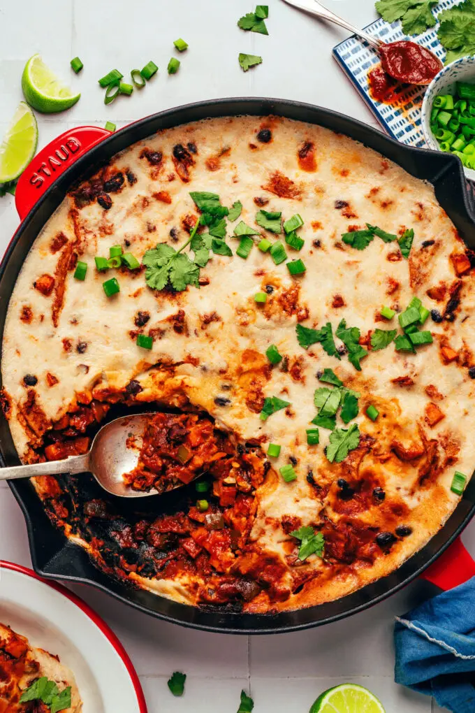 Speedy Vegan Enchilada Skillet Offers Flavorful Fiesta in 30 Minutes