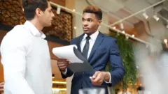 The Architecture of Accountability: Deciding the Fate of Restaurant Leadership