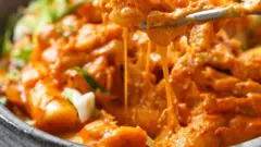 The Blushing Revolution: How Rose Tteokbokki Conquered Korea’s Culinary Scene