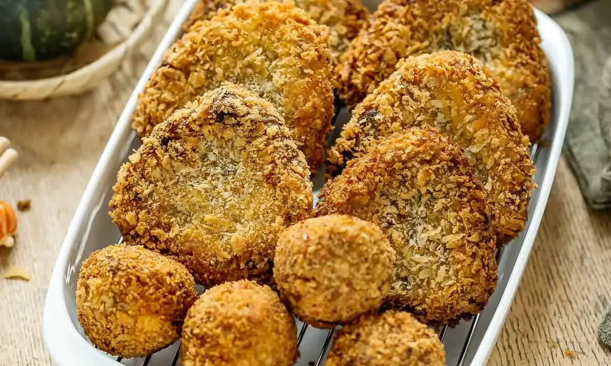 The Golden Standard of Japanese Autumn: The Cultural and Culinary Evolution of Kabocha Korokke