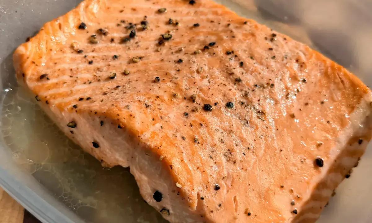 The Microwave Revolution: Unlocking the Secret to Perfectly Tender, Buttery Salmon in Minutes