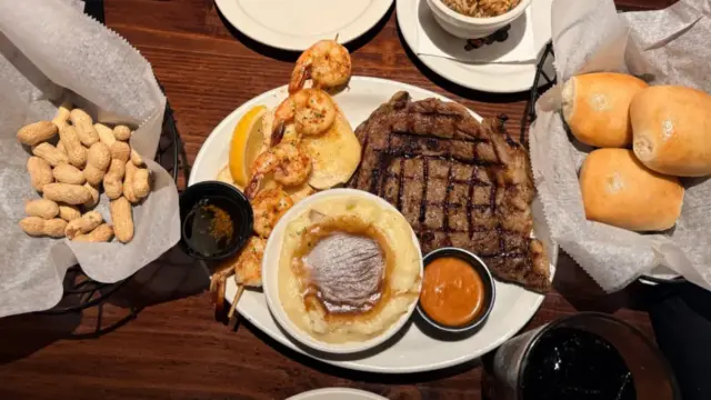 The Missing Staple: Why Cornbread Could Be the Ultimate Strategic Addition to Texas Roadhouse
