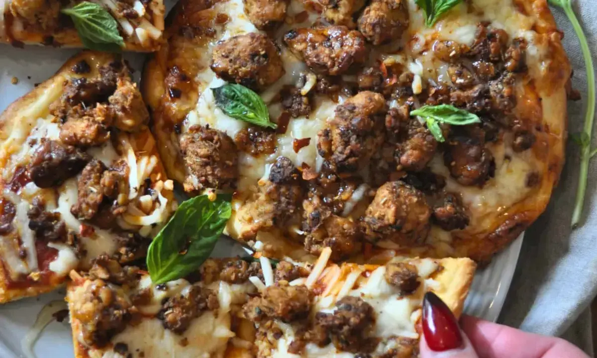 The Ultimate Convenience: Mastering the Art of Homemade Vegan Frozen Pizza