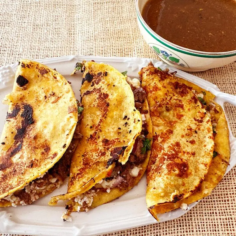 Unveiling Mole Coloradito: Oaxaca’s "Little Red" Gem of Culinary Tradition