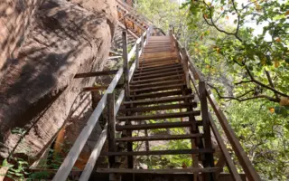 Wat Phu Tok: Thailand’s Cliffside Sanctuary – A Journey to the Lonely Mountain