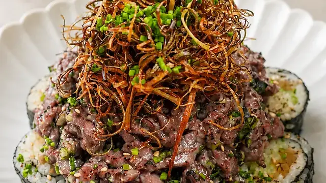 Yukhoe Kimbap: A Parisian-Inspired Korean Fusion Elevating Beef Tartare to New Heights